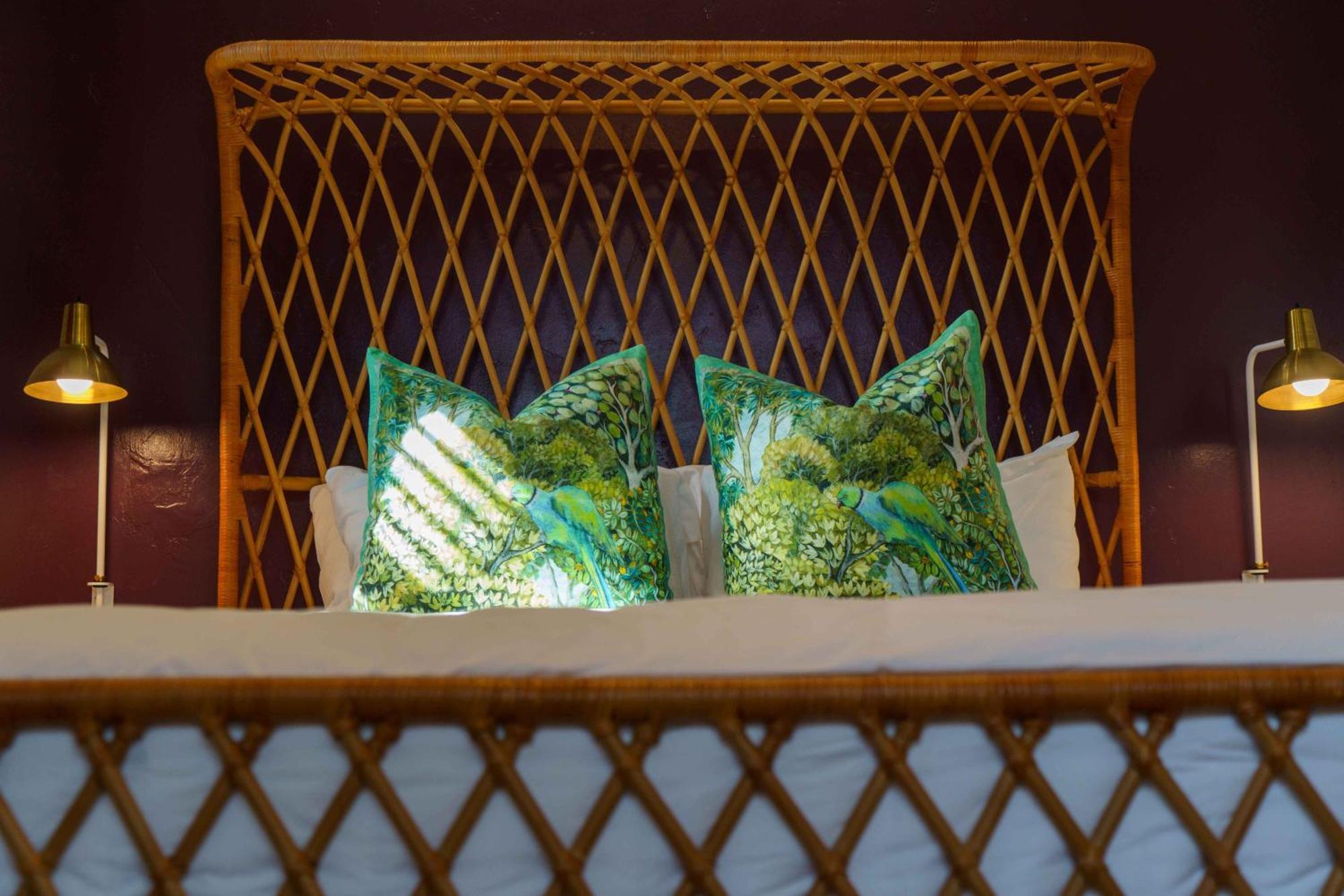 Saint Boniface Hotel Indio Phòng bức ảnh